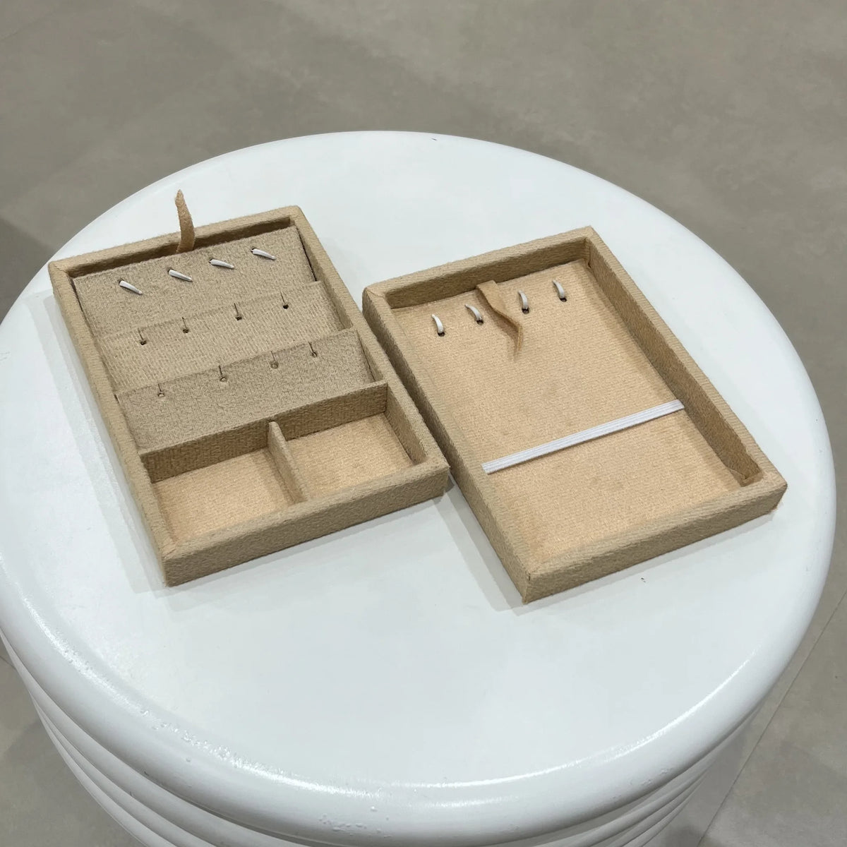 Embossed Elegance Lockbox – view 3