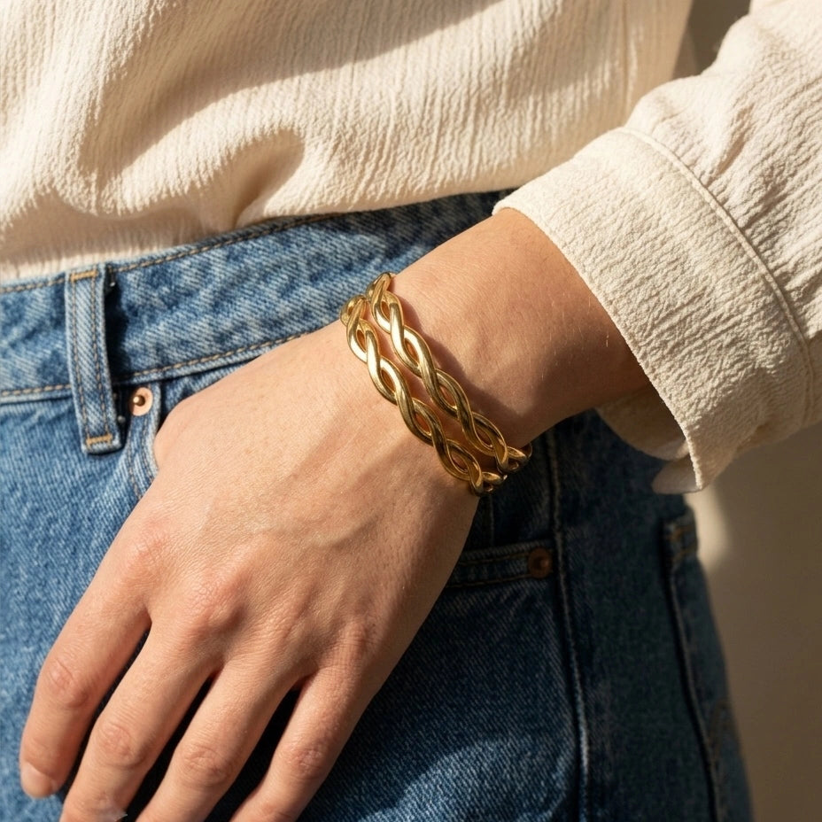 Twisted Gold Bangle