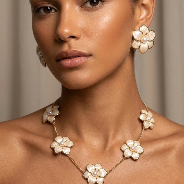 Floral Station Necklace – Nische