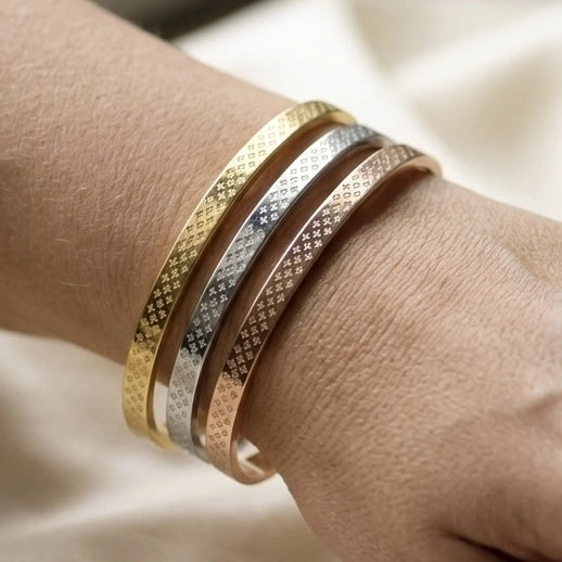 Quilted Tri-Tone Cuff Bangle Set – Nische