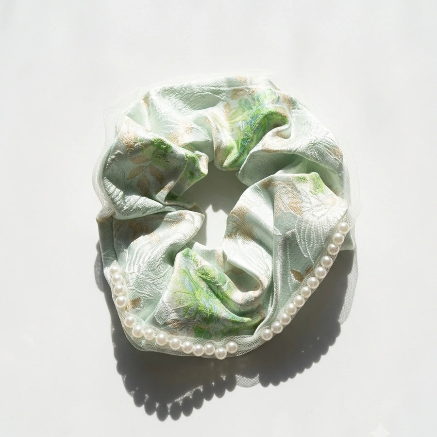 Pearl Jacquard Scrunchie
