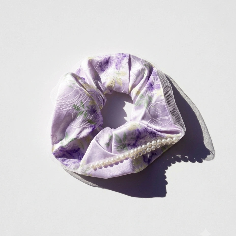 Pearl Jacquard Scrunchie