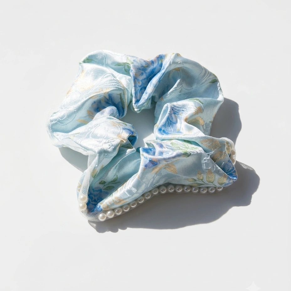 Pearl Jacquard Scrunchie