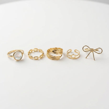 Moonstone & Bow Stackable Ring Set – Nische
