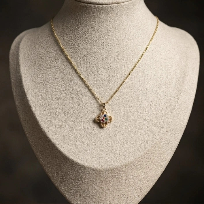 Eternal Clover Pendant