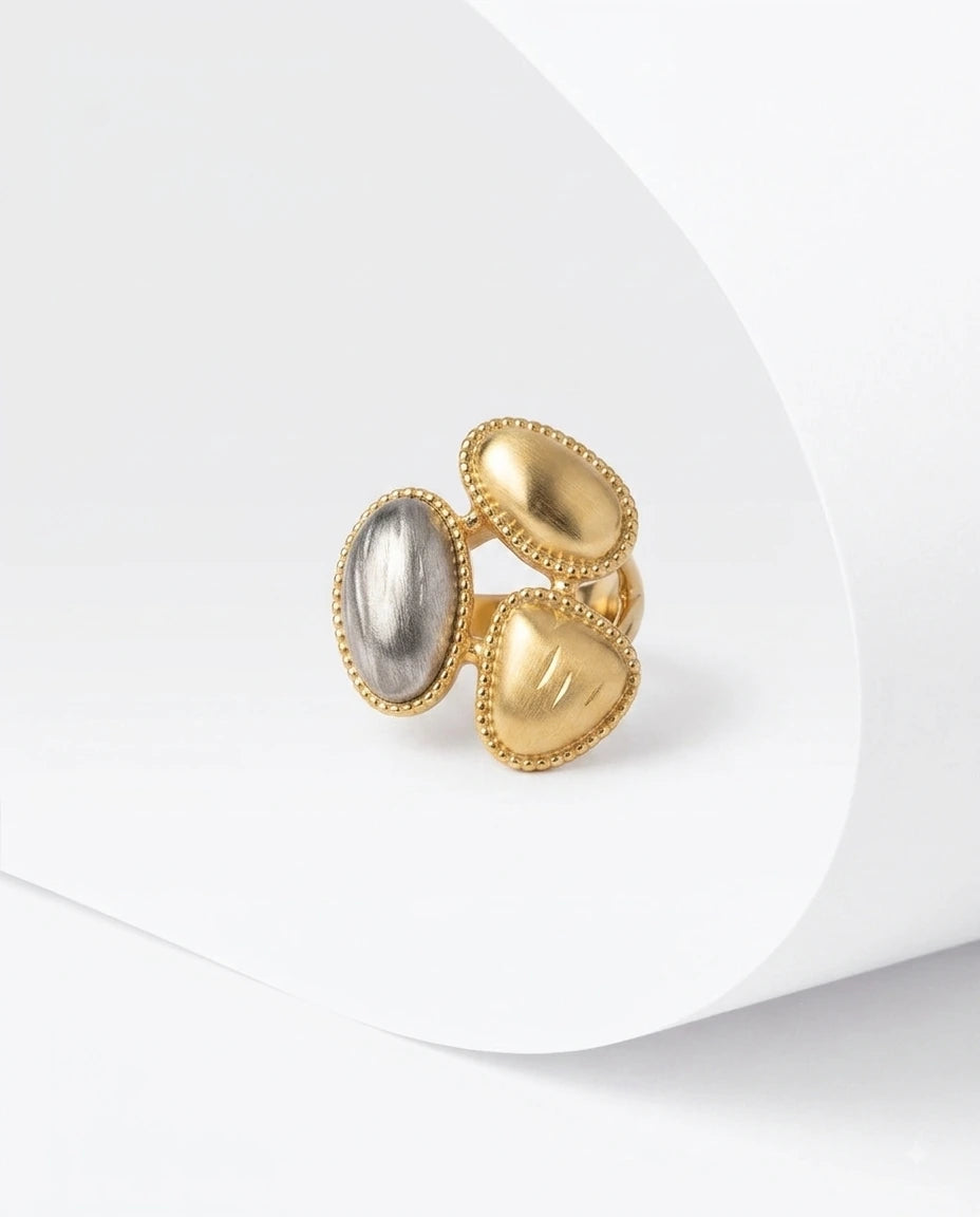 The Trinity Stone Ring - view 2