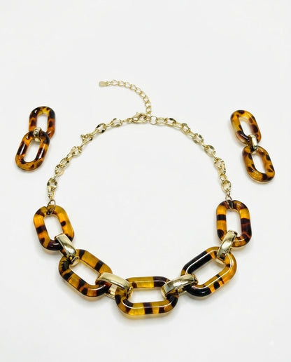 Tortoise Link Statement Necklace